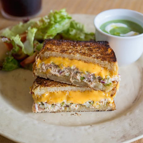 ツナメルトサンド